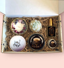 Load image into Gallery viewer, Moon Box Gift Set, Spa Aromatherapy Gift Set

