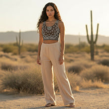 Load image into Gallery viewer, Melodia Gallery brown cotton-elastane blend bandana print crop top with a form-fitting silhouette.
